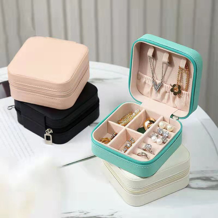 جعبه جواهرات مسافرتی کوچک